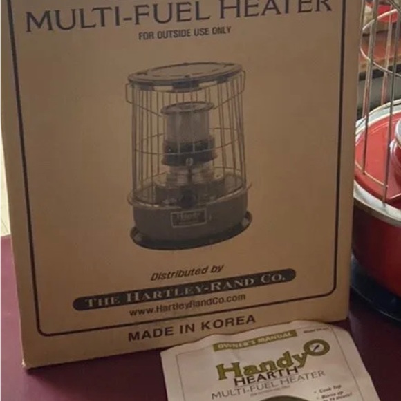 Kerosene heater, new in box. See pictures, happy to send more. - Picture 2 of 5